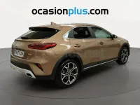 Usado Kia XCeed 160 CV (117 kW) 2022 Marrón SUV