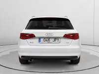 Usado Audi A3 Sportback Attraction 116 CV (85 kW) 2016 Blanco Utilitario