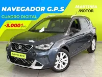Usado Seat Arona Xperience 110 CV (80 kW) 2021 Gris / plata SUV