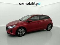 Usado Hyundai i20 101 CV (74 kW) 2024 Rojo Utilitario