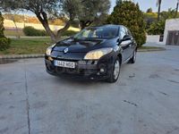 Usado Renault Mégane Dynamique 130 CV (95 kW) 2011 Negro Berlina