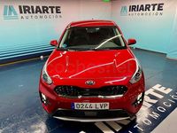 Usado Kia Niro 141 CV (103 kW) 2022 Rojo SUV