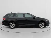 Usado Skoda Octavia Ambition 150 CV (110 kW) 2022 Negro Utilitario