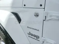 Usado Jeep Wrangler Sahara 200 CV (147 kW) 2020 Blanco SUV