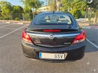 Usado Opel Insignia Edition 130 CV (95 kW) 2010 Negro Berlina