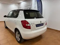 Usado Skoda Fabia 69 CV (50 kW) 2014 Blanco Berlina