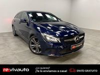 Usado Mercedes CLA200 Shooting Brake 136 CV (100 kW) 2018 Azul Familiar