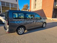 Usado VW Caddy Maxi 122 CV (89 kW) 2023 Gris / plata Monovolumen