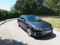 Usado Audi A4 S-Line 150 CV (110 kW) 2019 Gris / plata Berlina