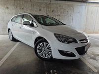 Usado Opel Astra Selective 136 HP (100 kW) 2015 Branco Carrinha