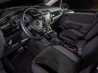 Usado VW Touran Sport 150 CV (110 kW) 2020 Gris Monovolumen