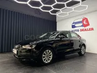 Usado Audi A3 Attraction 110 CV (80 kW) 2015 Negro Berlina