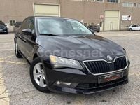 Usado Skoda Superb Active 150 CV (110 kW) 2018 Negro Berlina