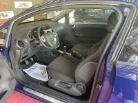 Usado Opel Corsa Selective 85 CV (62 kW) 2013 Azul Utilitario
