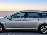 Usado VW Passat Executive 150 CV (110 kW) 2021 Gris / plata Familiar