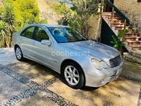 Usado Mercedes C220 Avantgarde 143 CV (105 kW) 2005 Gris / plata Berlina