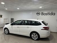 Usado Peugeot 308 SW Active 130 CV (95 kW) 2021 Blanco Familiar