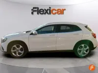 Käytetty Mercedes GLA220 170 HP (125 kW) 2018 Valkoinen Katumaasturi