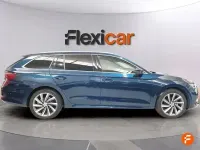 Usado Skoda Octavia Style 150 CV (110 kW) 2021 Azul Familiar