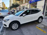 Usado Seat Arona Style 110 CV (80 kW) 2020 Blanco SUV
