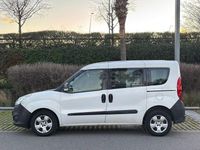Usado Opel Combo Expression 90 CV (66 kW) 2012 Blanco Monovolumen