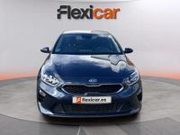 Begagnad Kia Ceed 140 HK (102 kW) 2020 Blå Halvkombi