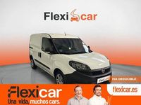 Usado Fiat Doblò Easy 105 CV (77 kW) 2023 Blanco Monovolumen