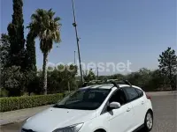 Usado Ford Focus Trend 115 CV (84 kW) 2011 Blanco Berlina
