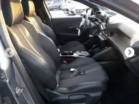 Usado Peugeot e-208 GTi 100 kW (136 CV) 2022 Gris Utilitario