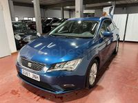 Usado Seat Leon Style Plus 110 CV (80 kW) 2016 Azul Familiar