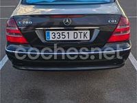 Usado Mercedes E280 Avantgarde 190 CV (139 kW) 2005 Negro Berlina