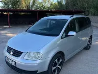 Usado VW Touran Trendline 99 CV (72 kW) 2003 Gris Monovolumen