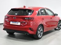 Używany Kia Ceed 136 KM (100 kW) 2021 Czerwony Hatchback