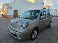 Usado Renault Kangoo Dynamique 110 CV (80 kW) 2012 Beige Monovolumen