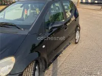 Usado Mercedes A170 Classic 90 CV (66 kW) 2002 Negro Utilitario