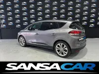 Usado Renault Scénic Edition One 130 CV (95 kW) 2017 Gris / plata Monovolumen