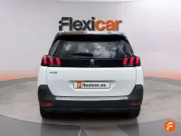 Usado Peugeot 5008 Allure 131 CV (96 kW) 2018 Azul SUV