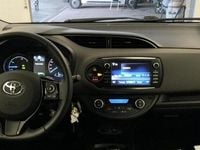 Usado Toyota Yaris Hybrid Active 100 CV (73 kW) 2020