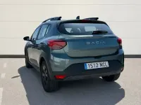 Usado Dacia Sandero Extreme 101 CV (74 kW) 2025 Verde Berlina