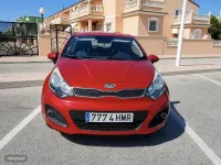 Usado Kia Rio 2012 Rojo Familiar