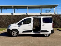 Usado Citroën Berlingo Live 102 CV (75 kW) 2021 Blanco Monovolumen