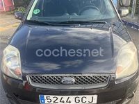 Usado Ford Fiesta Ambiente 70 CV (51 kW) 2008 Negro Utilitario