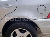 Usado Mercedes ML400 250 CV (183 kW) 2002 Gris / plata SUV