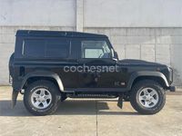 Usado Land Rover Defender SE 122 CV (89 kW) 2010 Negro Familiar
