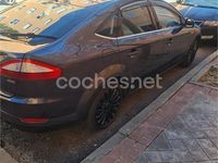 Usado Ford Mondeo Ghia 140 CV (102 kW) 2009 Gris / plata Berlina