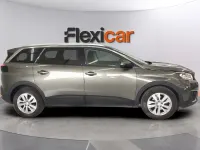 Usado Peugeot 5008 Active 120 CV (88 kW) 2018 Marrón SUV