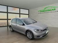 Usado VW Golf VII Advance 150 CV (110 kW) 2019 Gris