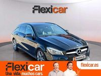 Usado Mercedes CLA220 Shooting Brake 170 CV (125 kW) 2019 Negro Familiar