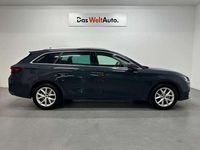 Usado Seat Leon ST Style 116 CV (85 kW) 2025 Azul Familiar