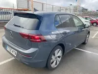 Usado VW Golf VIII 115 CV (84 kW) 2025 Gris